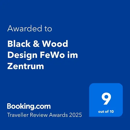 Black & Wood Design Im Zentrum Apartment *