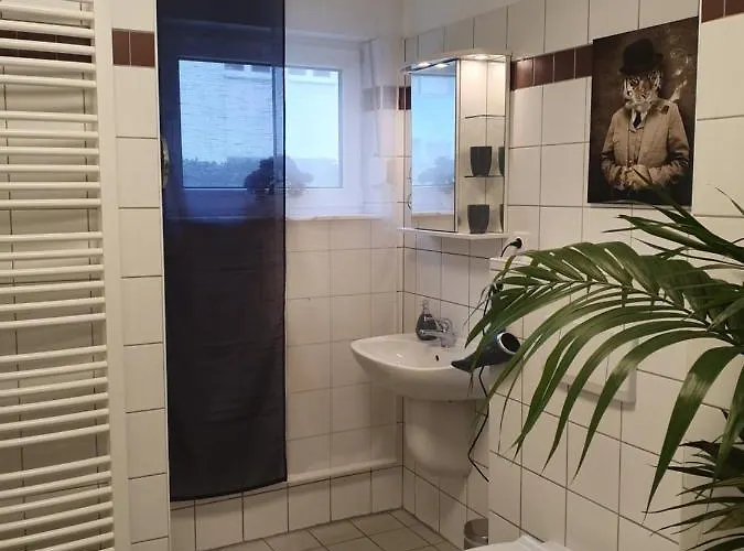 Lejlighed Black & Wood Design Im Zentrum